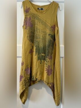Bluefish Linen Pinafore in Gold